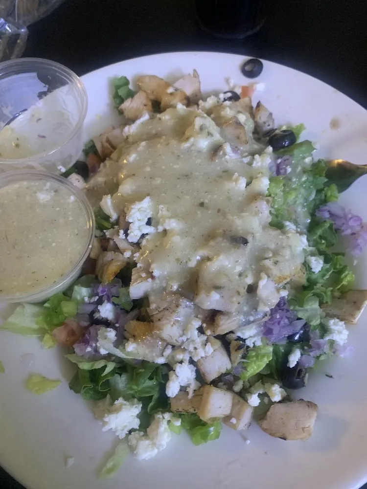 Greek Salad with Chicken